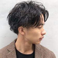 結婚式で好印象を与えるメンズおすすめの髪型13選 ポイントも解説 hair パーマ 髪型 メンズパーマ
