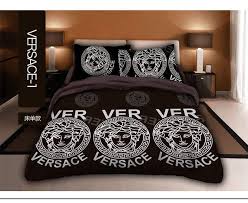 4 Pcs Set 3d Reactive Ensemble De Literie Draps Imprimes Costume Queen Housse De Couette Drap De Lit 2 Taies D Oreille Versace Bedding Bed Decor Custom Bed