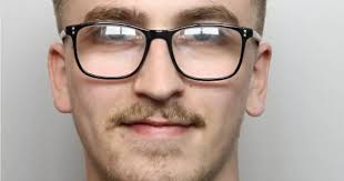 Drug-dealing dad-to-be calls judge a 'w****r' as he's sent down