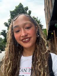 hi hi!! i am beyond stoked about the show we've got next friday, 08/08 at  lincoln hall @lh_schubas !!!! if you know me, you know how much of a fan i  am