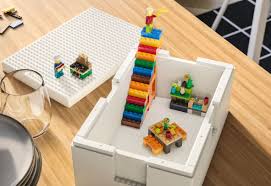 Ikea E Lego Criam Caixa Organizadora Que Funciona Como Brinquedo Ikea Caixas De Armazenamento Caixas Organizadoras