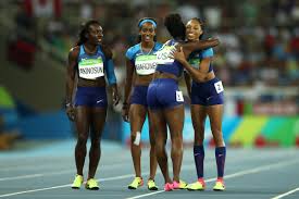 Sixteen teams will be chosen in both men's and women's 4x100 and 4x400 relays to compete in london. Espn On Twitter Gold Usa S 4x100 Women S Relay Team Repeats As Olympic Champions