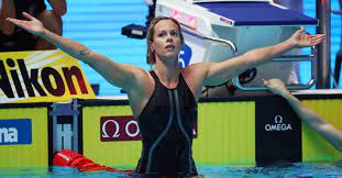 A native of mirano, in the province of venice, she holds the women's 200 m freestyle and 400 m freestyle world record. Federica Pellegrini Da Record Alla Sua Ottava Medaglia Nei 200 Sl Il Sole 24 Ore