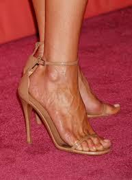 Mar 09, 2021 · jennifer anniston's feet are beautiful. Jennifer Aniston Celebrity Feet Pics