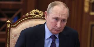 Heroes, Villains and the Study of International Relations