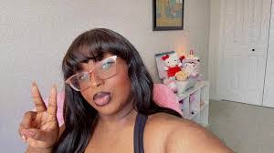 Lynette Krause's Instagram, Twitter & Facebook