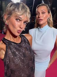 We ate. 👯‍♀️💞🫢 @tiktok_australia #tiktok #ootd #redcarpet #beauty