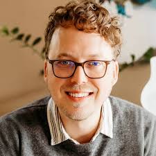 Network Effects for Business Advantage