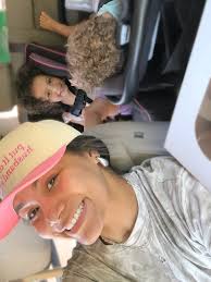 A little behind the scenes & day in the life of my business. My little  helpers going to help me with a cake and cupcake drop off (Cannon was not  in the