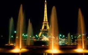 Only true fans will be able to answer all 50 halloween trivia questions correctly. Trivial Pursuit Quiz Of Paris Holiday Fun Paris Perfect