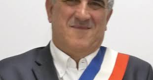 Chatte. Quatrième mandat pour André Roux