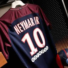 Psg paris saint germain away 2020/21 jersey football shirt kit with 10 neymar and patches. Camiseta Neymar Psg 17 18 Foto Marcela Sansalvador Para Futbolmania Neymar Neymar Jr Neymar Psg