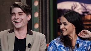 Maybe you would like to learn more about one of these? Tyna Ze Slunecne Promluvila O Svem Idealnim Muzi Nesmi Byt Suknickar Jako Janek Rika Eva Buresova Extra Cz