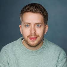 Miranda Dobson's Instagram, Twitter & Facebook