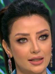 Her Boyfriend Cheated So She Walked Away and Shined