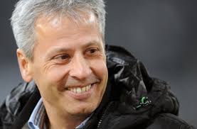 Borussia dortmund'da lucien favre'nin yardımcısı ve eski beşiktaş yardımcı antrenörü edin terzic trt spor'da yayınlanan almanya'dan futbol. Lucien Favre Bleibt Bis 2017 Gladbach Verlangert Mit Trainer Fussball Stuttgarter Zeitung