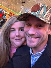 J K ing it Laken Phillips