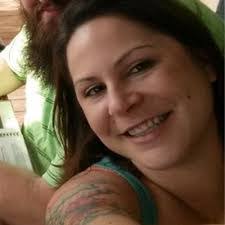 Nina Shingledecker's Instagram, Twitter & Facebook