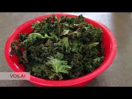 How To Make Kale Chips In The Phillips Air Fryer Youtube Making Kale Chips Air Fryer Recipes Phillips Air Fryer
