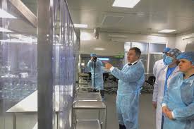 Зберігання препарату потребує дотримання холодового ланцюга від + 2 до + 8 °с. Glava Minobrnauki Rossii Valerij Falkov Dal Start Proizvodstvu Vakciny Kovivak