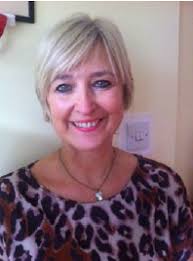 Bydd Mirain Martin yn ymuno â Elinor Bennett am weithdy telyn yn Ysgol  Gyfun Rhydywaun, Lawrence Avenue, Penywaun ar 9 Chwefror. 10.00am-4.00pm,  £10.00. Dewch draw i ddatblygu eich dawn ac o bosib