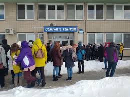 Z tých, čo sa mohli dať očkovať prednostne, tak urobilo 30 percent. Presovske Skoly A Skolky Hlasia Vypadky UciteÄ¾ov Po Ockovani Korzar Sme