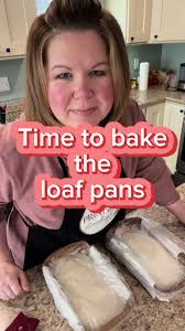 Have you seen this breakfast loaf trend? 🍞 🥚 This loaf cooks up bea...