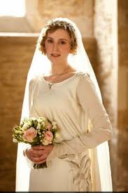 Lady Edith Crawley On Her Wedding Day Her Dress Was So Amazing I Thought Downton Abbey Wedding Downton Abbey Wedding Inspiration Downton Abbey Wedding Dress