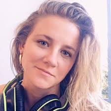 Shreya Bunk Email & Phone Number