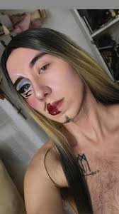 I'm super excited. My first little solo solo concert yall I'm nervous lol