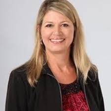 Jerri Hill's Instagram, Twitter & Facebook