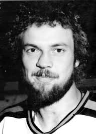Player photos for the 1975-76 Chicago Cardinals at hockeydb.com