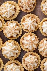 Easy Mini Banoffee Pies Simply Delicious Recipe Banoffee Pie Banoffee Dessert Recipes Easy