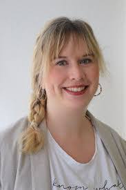 Angela Maier's Instagram, Twitter & Facebook