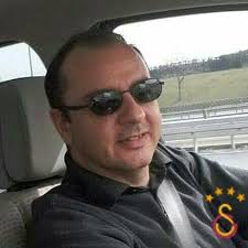 I apologize if this has been brought up before, but I have a theory about  the Mandela effect. Imagine a world where time travel in to the past isn't  only possible, but