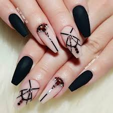 Uñas postizas negras uñas negras largas uñas negras. Unas Acrilicas Negras Con Rosa