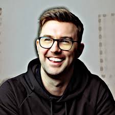 218: E-Comm from Ireland? How this Entrepreneur transformed into a  Superhero!