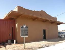 Snyder Tx Former Roscoe Snyder Pacific Railroad Depot Now It S A Restaurant Depot Railroad Snyder Texas