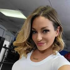 Rose Daniel (@RoseDaniel30085)