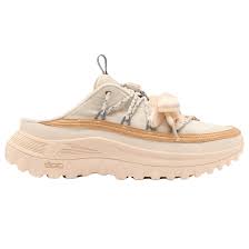 Designer Women's Shoes | High-End Footwear | Shoe-Inn