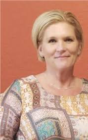 Carla Stowe's Instagram, Twitter & Facebook