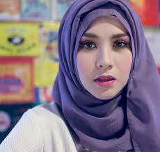 Rumah zaskia adya mecca termasuk ke dalam kategori yang minim warna. Suka Duka Zaskia Adya Mecca Berbisnis Fashion Busana Muslim