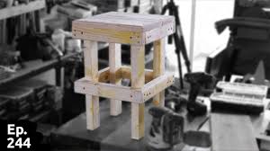 Ce tabouret de bar est fait uniquement de liteaux 38mmx40mm. Fabrication D Un Tabouret D Atelier En Moins D Une Heure Et Pour Moins De 10 Euros Ep244 Youtube
