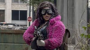 Paola lázaro tells insider she was definitely crying a little when she learned twd would end after filming for the final season of the walking dead is underway and paola lázaro teases the season. Glasses Princess Paola Lazaro In The Walking Dead S10e15 Spotern