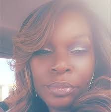 Kizzy Evans's Instagram, Twitter & Facebook