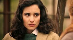 Lucía de la Fuente es Mónica De La Vega