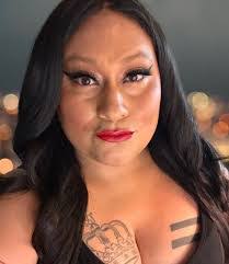 Eden Torres's Instagram, Twitter & Facebook