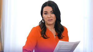 Novák katalin kiemelte, családbarát adórendszert és otthonteremtési programot vezettek be, tavaly elindult a babaváró támogatás, bölcsődéket építenek, valamint a lehető legtöbb eszközzel segítenek, hogy az emberek megtalálhassák a munka és a család közötti egyensúlyt. Novak Katalin A Csalad A Szeretet Bolcsoje A Csalad A Szeretet Fenntartasanak Zaloga Infostart Hu