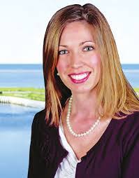 Elaine Herndon's Instagram, Twitter & Facebook