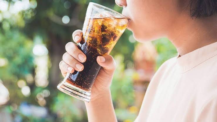 Drinking Sugary Beverages Up The Risk Of Colorectal Cancer In Women |  TheHealthSite.com